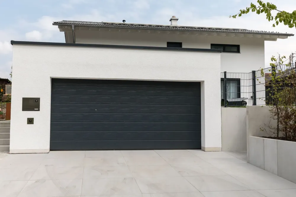 garage (2)