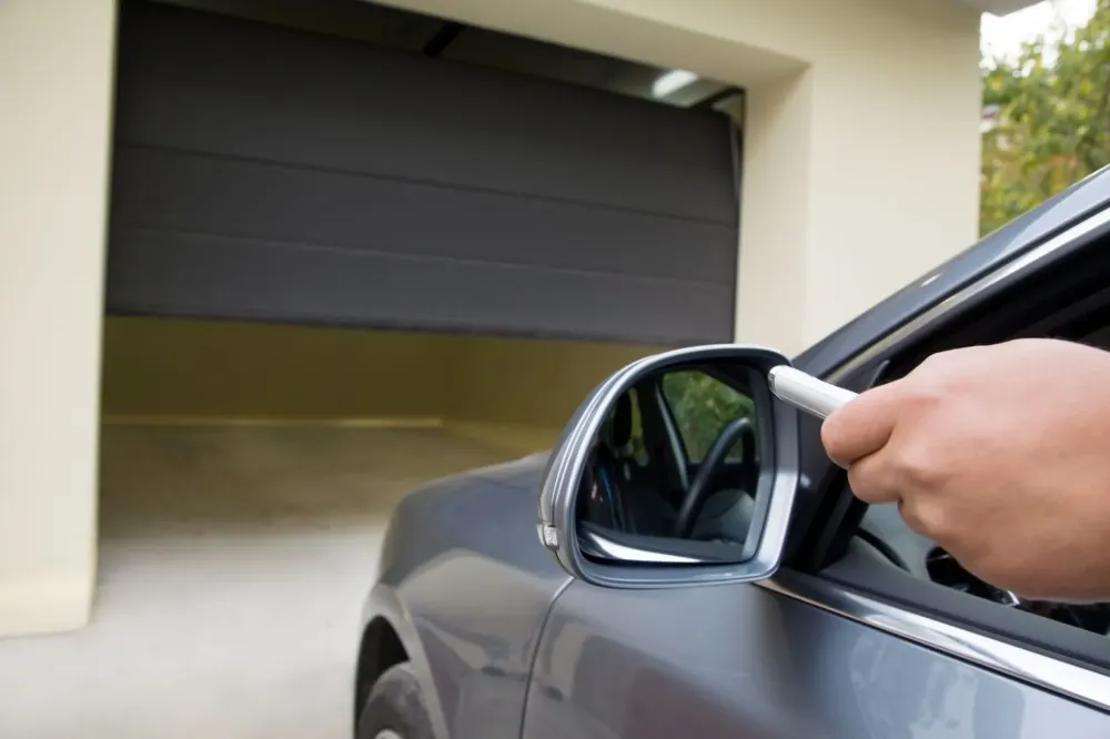 pose de porte de garage à Cousance
